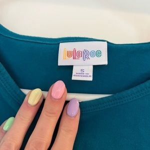 LuLaRoe Teal Tee